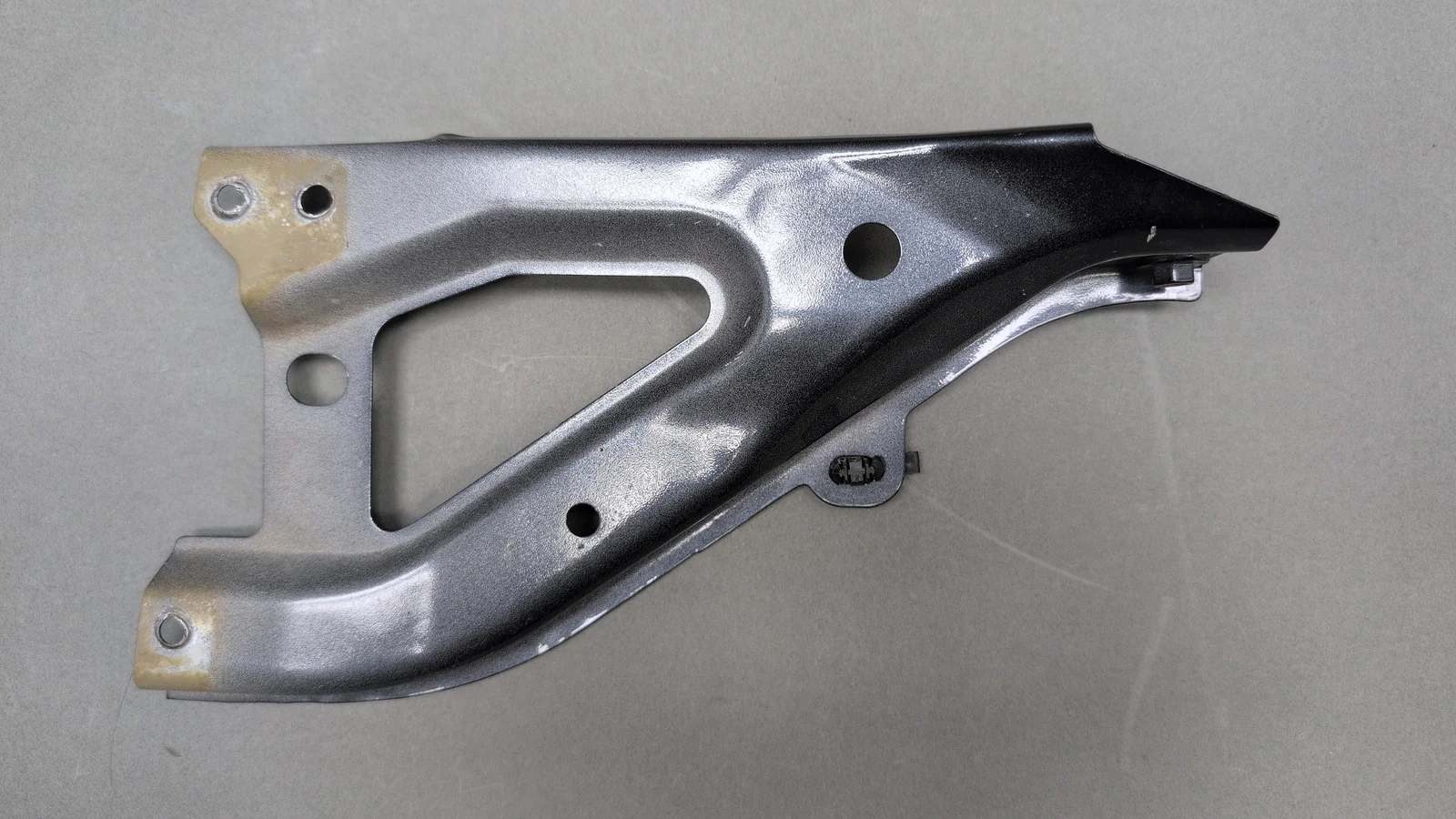 Tesla Model Y Right Lower Fender Bracket RH