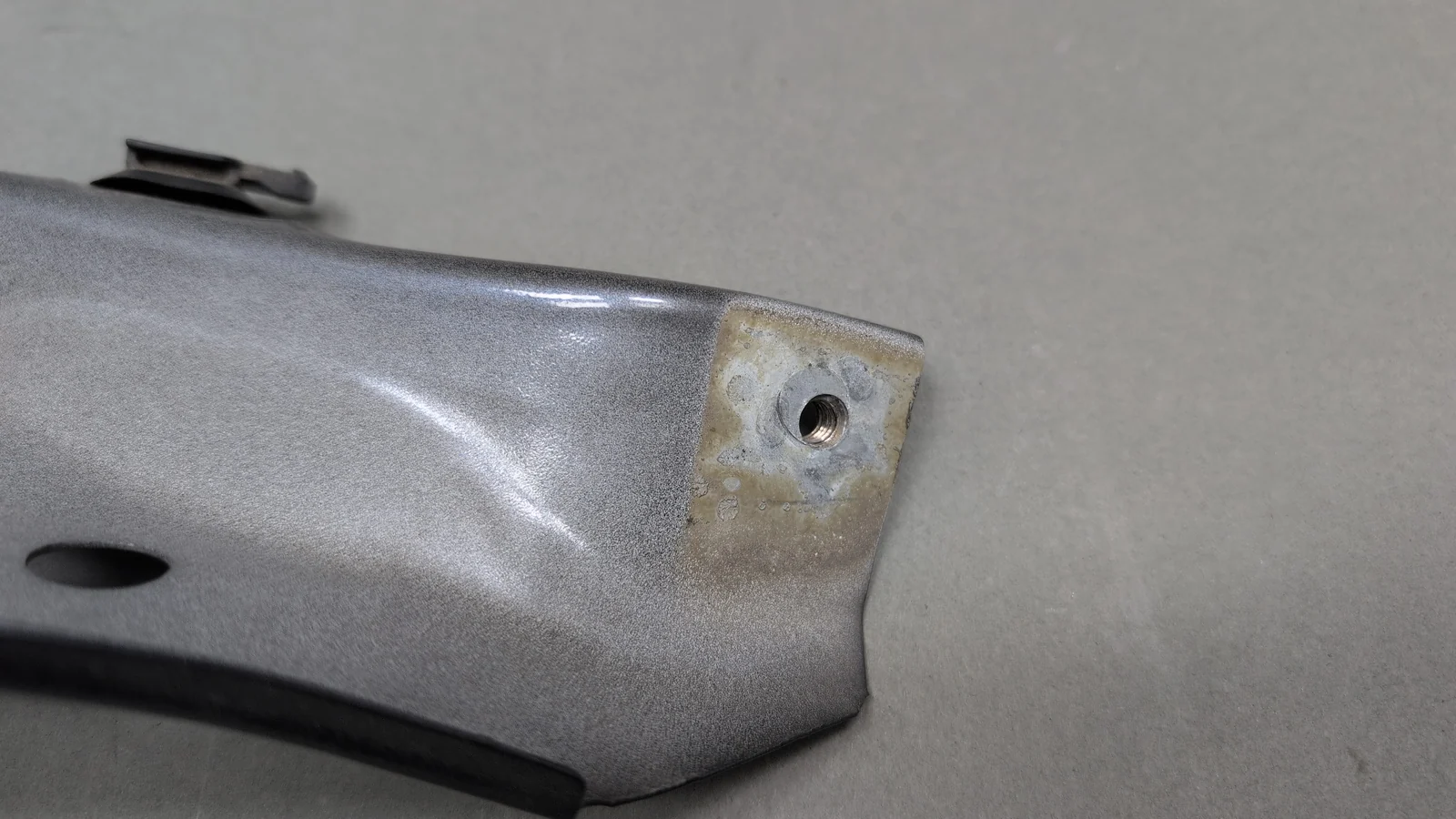 Tesla Model Y Right Lower Fender Bracket RH