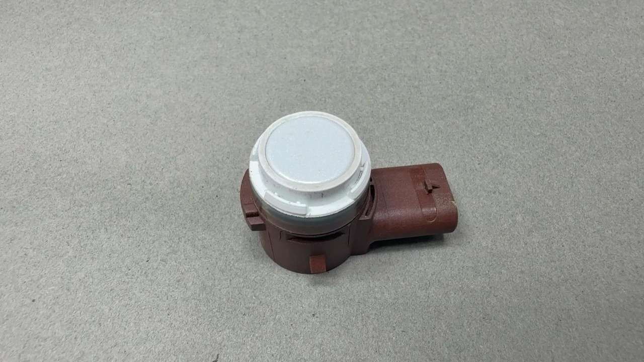 Tesla Model Y Parking Sensor PNT:PPSW 2020 PEARL WHITE