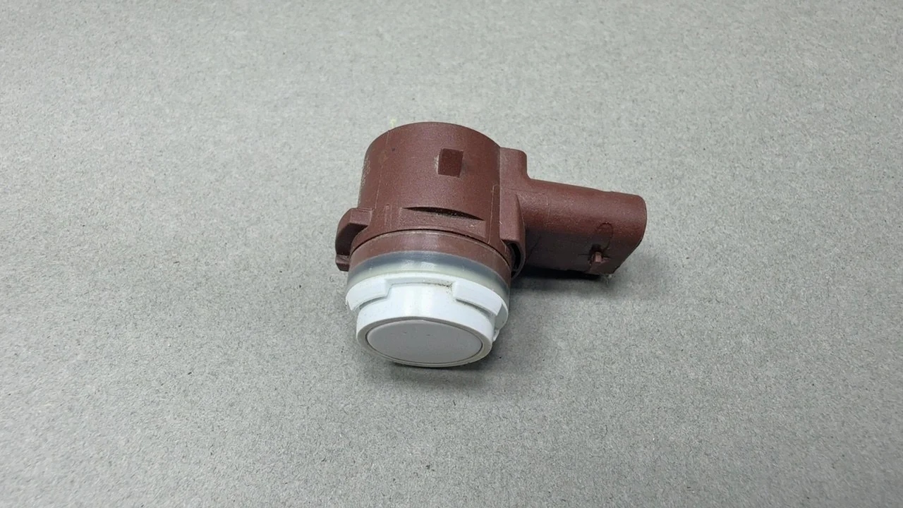 Tesla Model Y Parking Sensor PNT:PPSW 2020 PEARL WHITE