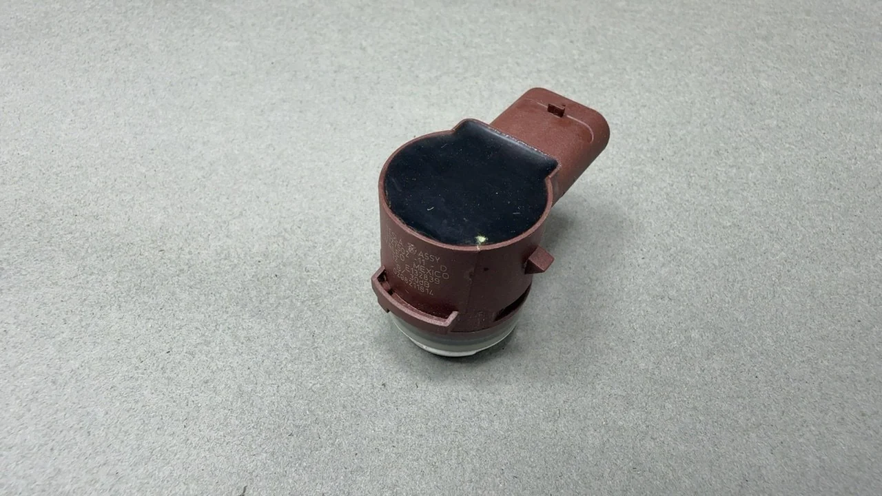 Tesla Model Y Parking Sensor PNT:PPSW 2020 PEARL WHITE