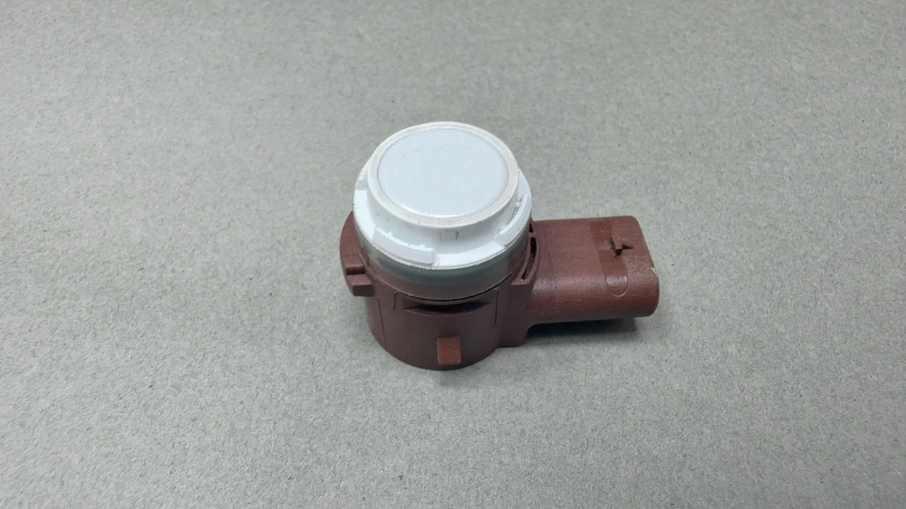 Tesla Model Y Parking Sensor PNT:PPSW 2020 PEARL WHITE