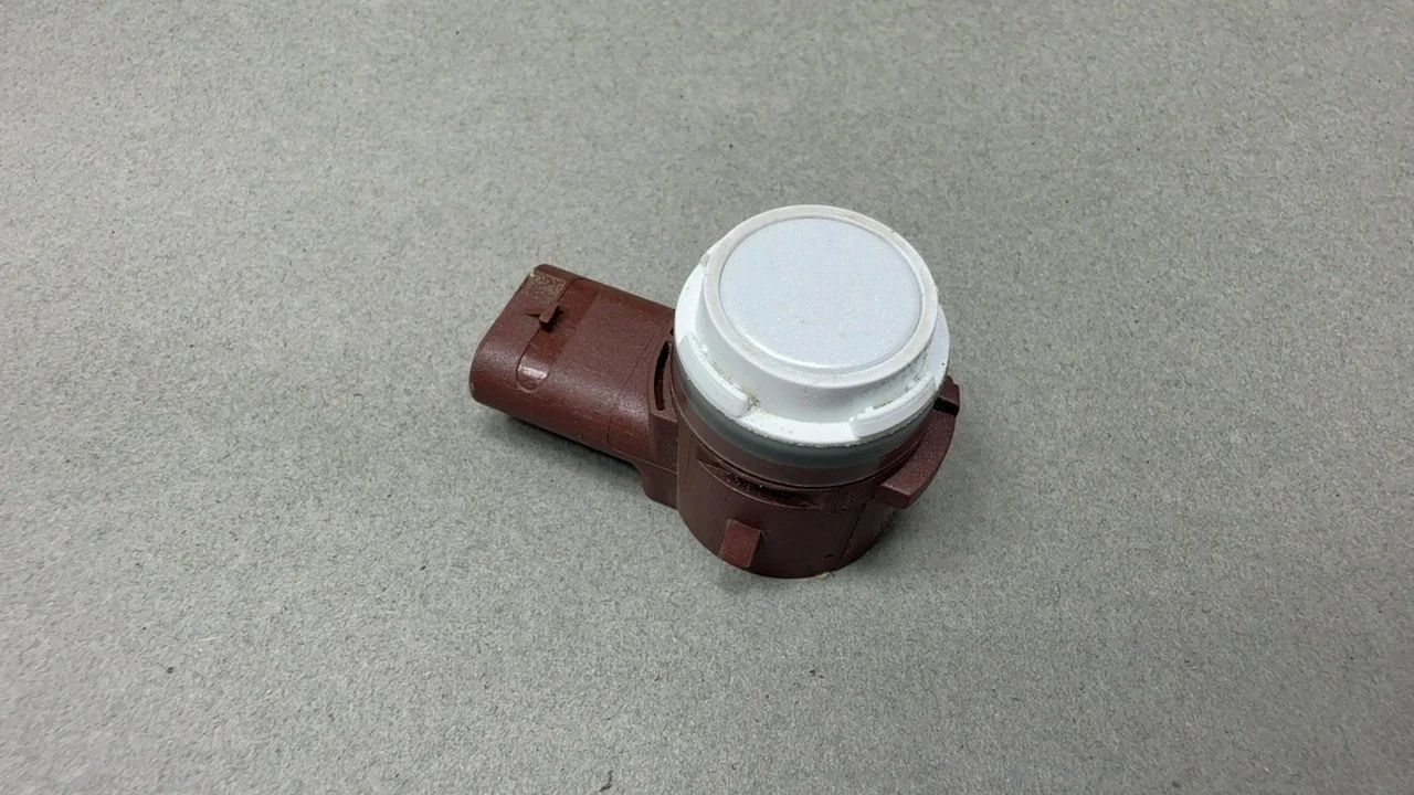 Tesla Model Y Parking Sensor PNT:PPSW 2020 PEARL WHITE