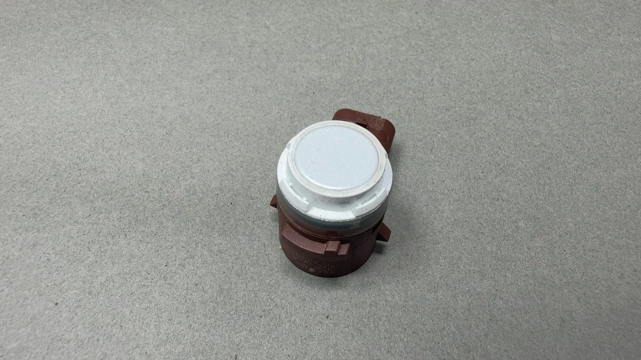 Tesla Model Y Parking Sensor PNT:PPSW 2020 PEARL WHITE