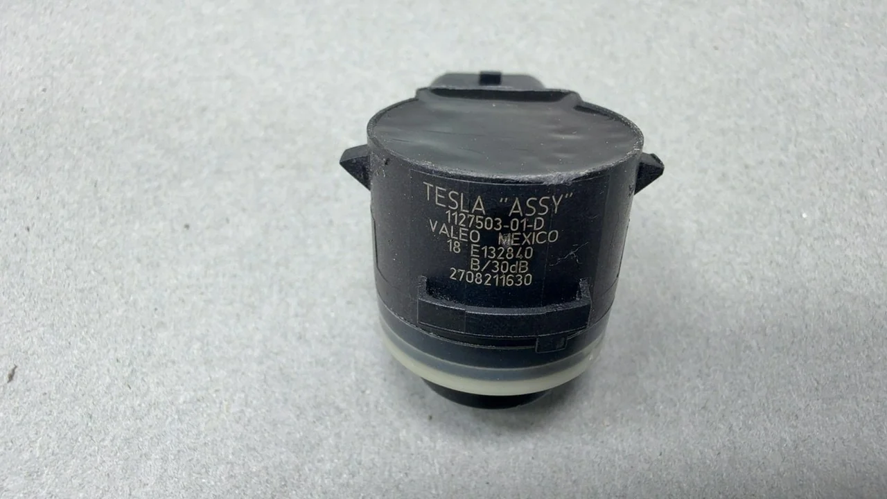 Tesla Model Y Parking Sensor PNT: PBSB Black 2020