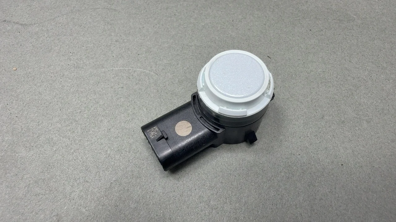 Tesla Model Y Parking Sensor PNT: PPSW White 2022