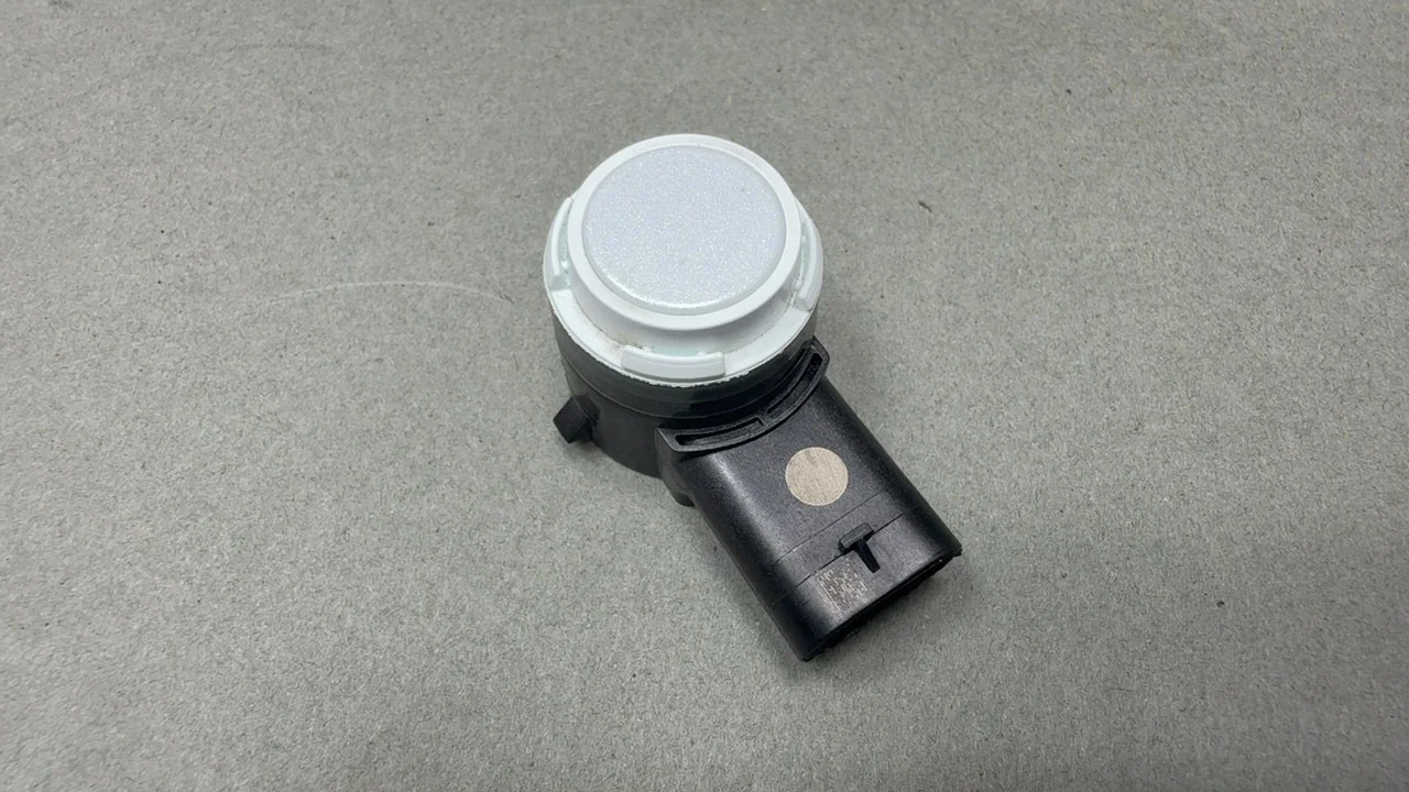 Tesla Model Y Parking Sensor PNT: PPSW White 2022