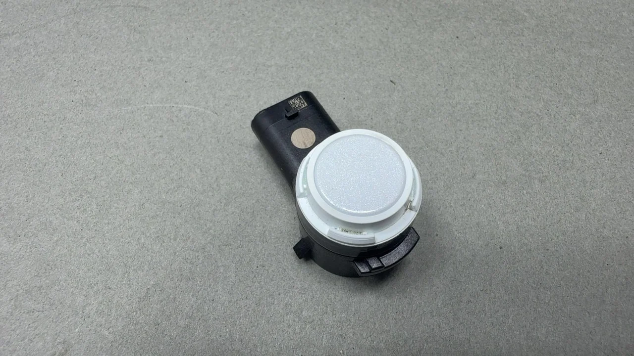 Tesla Model Y Parking Sensor PNT: PPSW White 2022