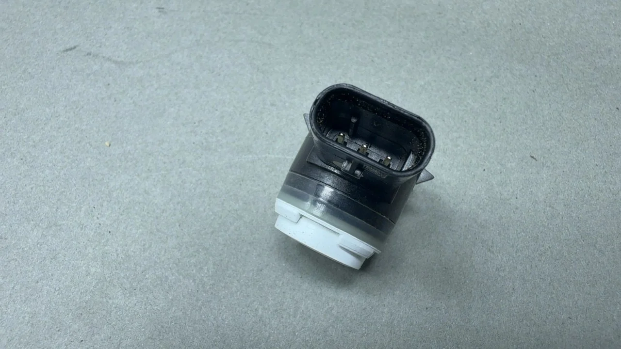 Tesla Model Y Parking Sensor PNT: PPSW White 2022