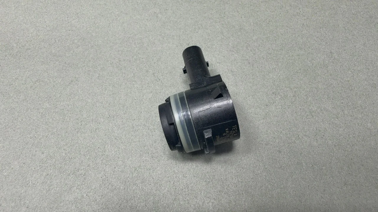 Tesla Model Y Parking Sensor PNT: PBSB Black 2020