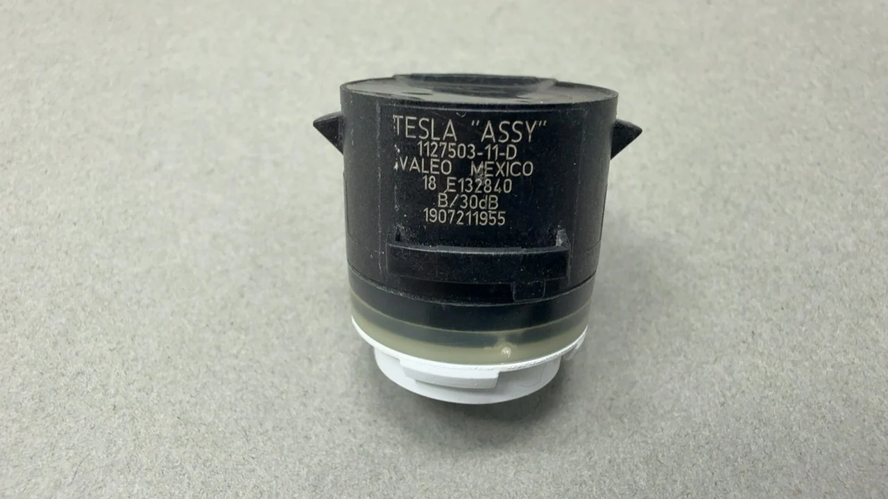 Tesla Model Y Parking Sensor 2020-2023 PNT:PPSW WHITE