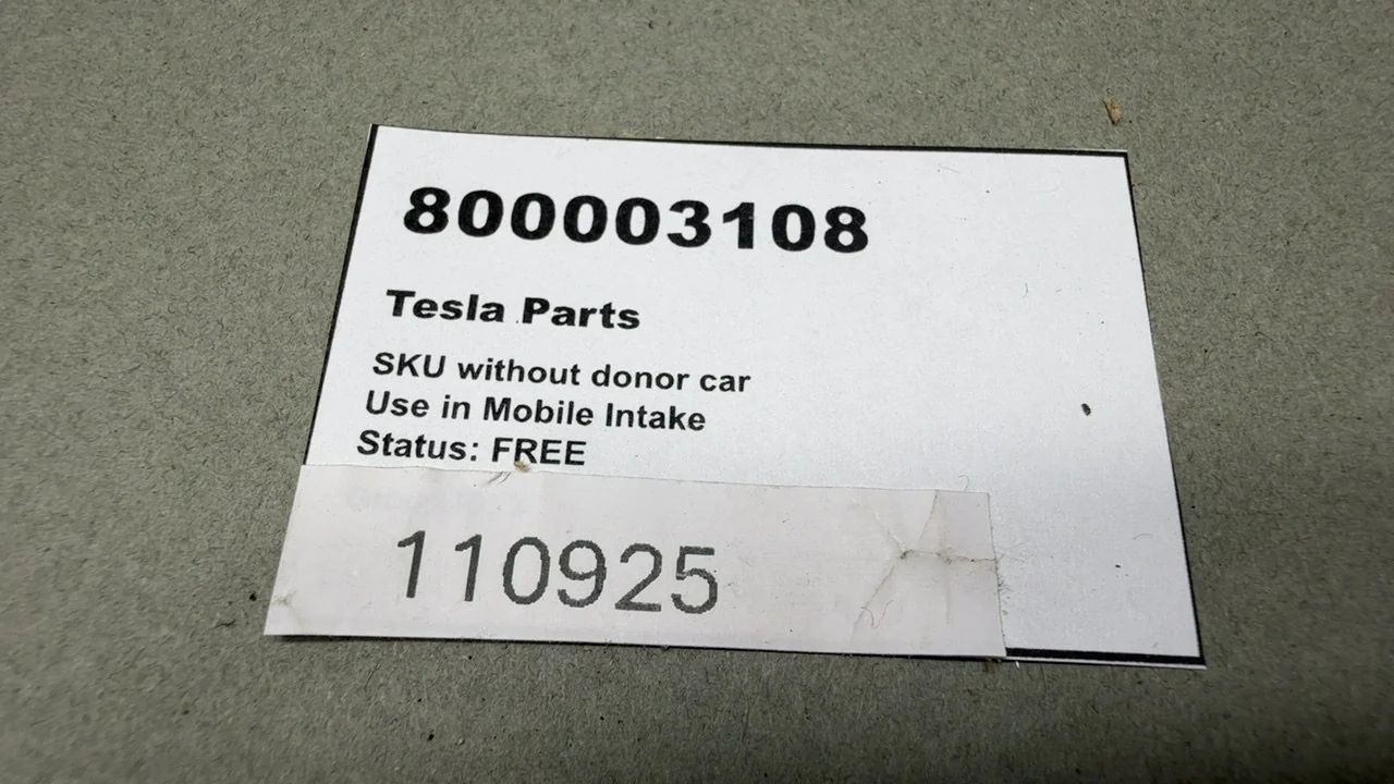 Tesla Model 3 17-23 Parking Sensor PNT: PPSW 2017-20 Pearl White