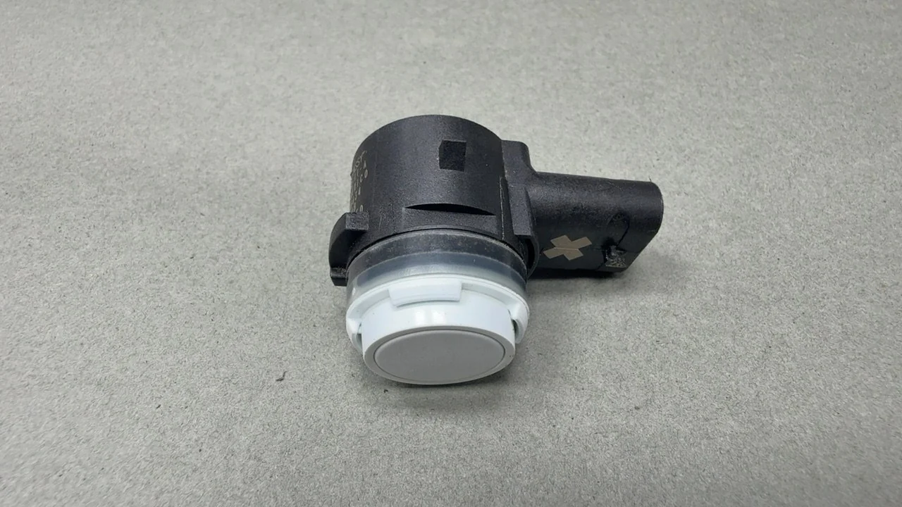 Tesla Model 3 17-23 Parking Sensor PNT: PPSW 2017-20 Pearl White
