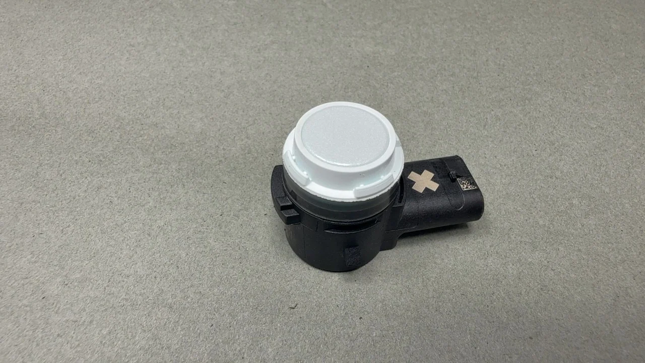 Tesla Model 3 17-23 Parking Sensor PNT: PPSW 2017-20 Pearl White