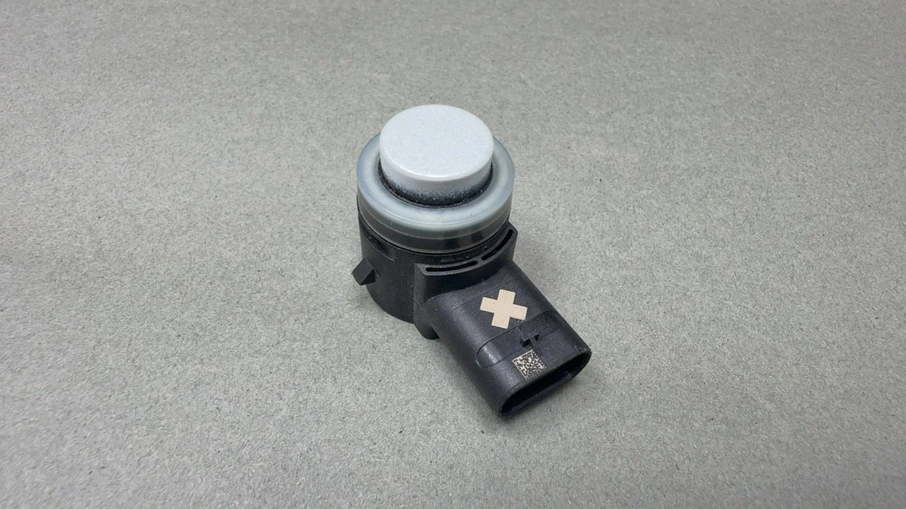 Tesla Model 3 Parking Sensor PNT: PPSW 2017-20 Pearl White