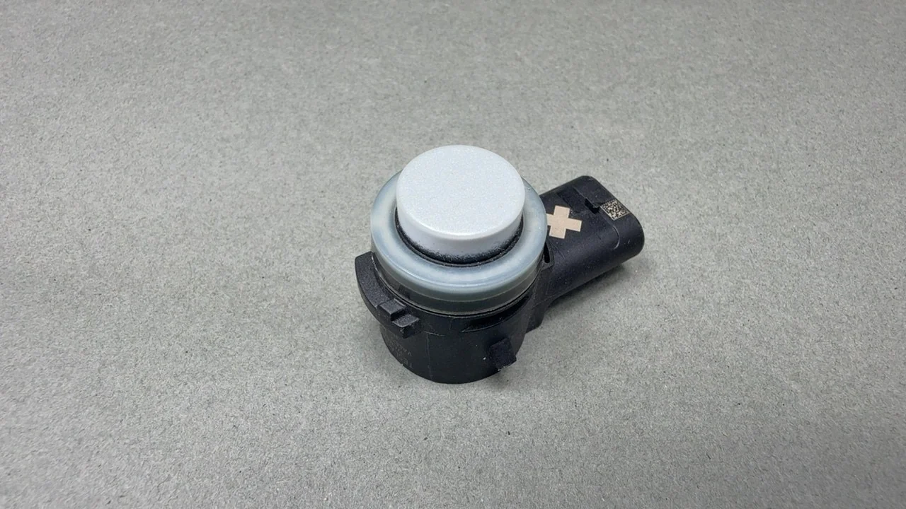Tesla Model 3 Parking Sensor PNT: PPSW 2017-20 Pearl White