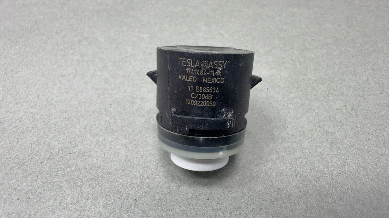 Tesla Model 3 Parking Sensor PNT: PPSW 2017-20 Pearl White