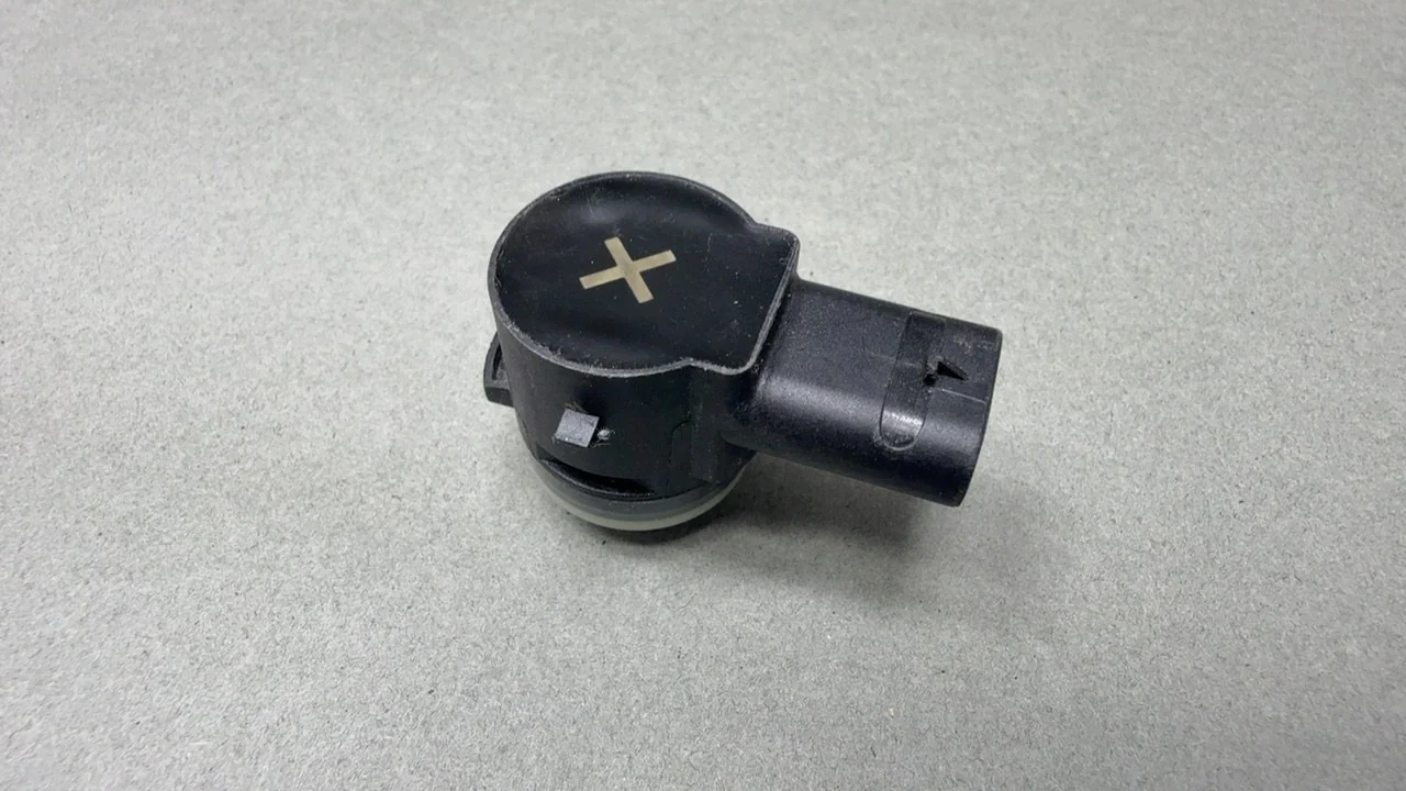 Tesla Model 3 Parking Sensor PNT: PPSW 2017-20 Pearl White