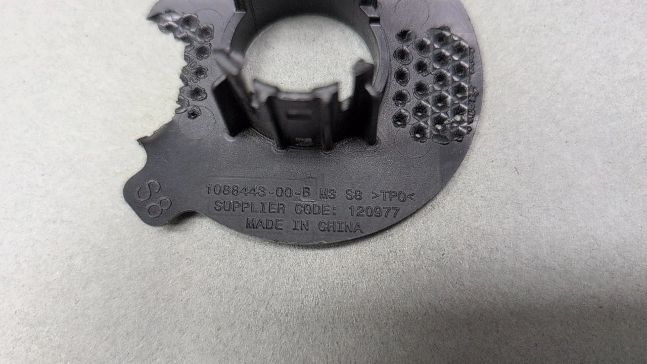 Tesla Model 3 S8 PA RETAINER, RR FASCIA