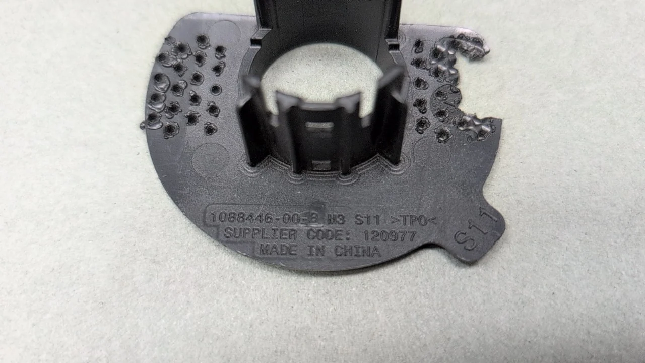 Tesla Model 3 Parking Sensor Bracket S11 PA RETAINER,