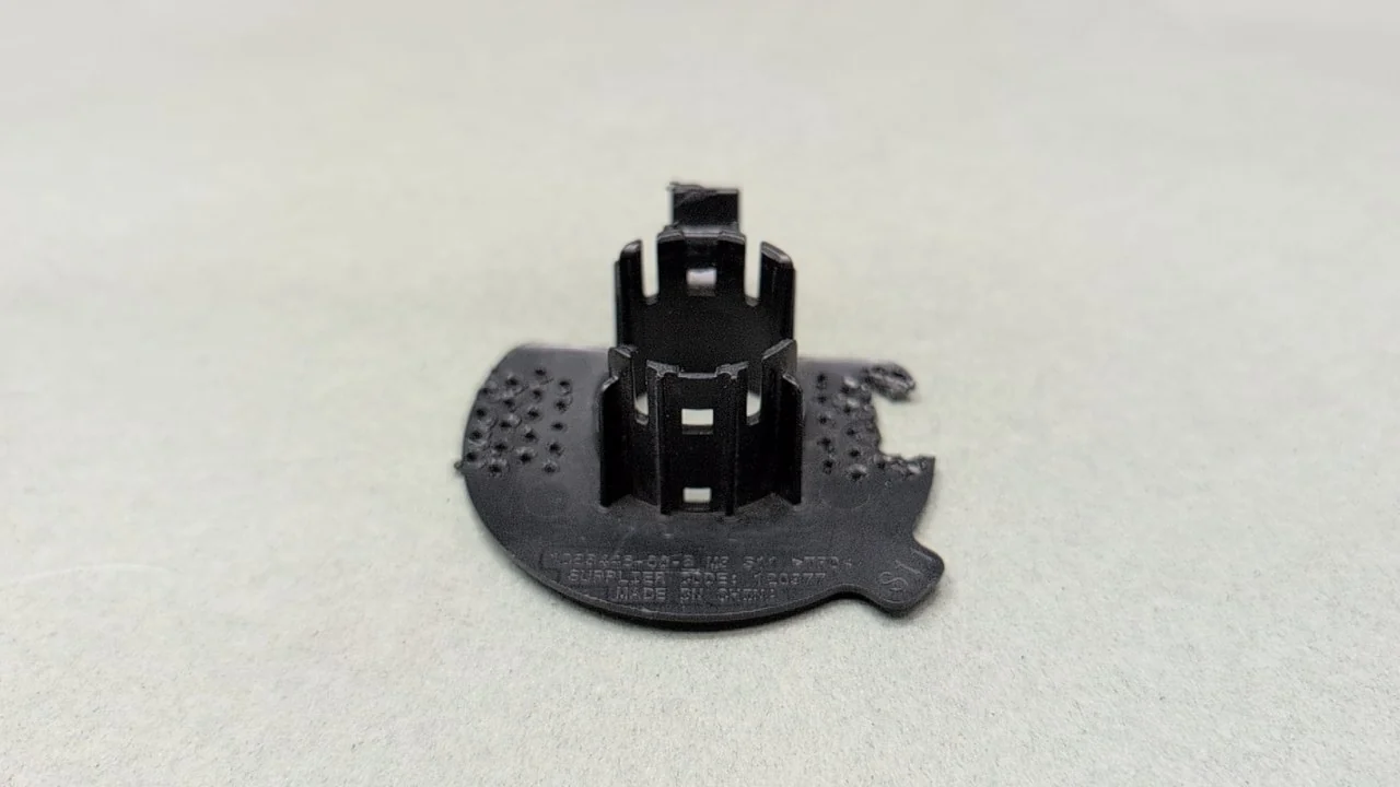 Tesla Model 3 Parking Sensor Bracket S11 PA RETAINER,