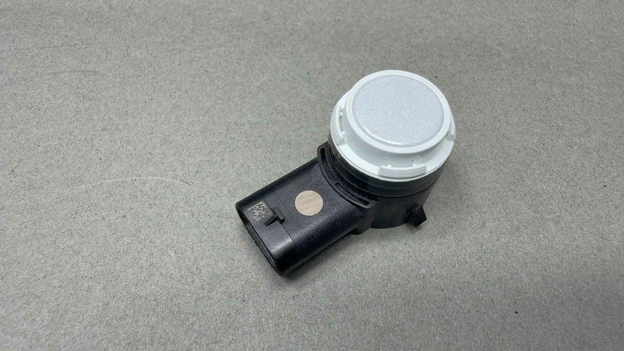 Tesla Model 3 17-23 Parking Sensor 2017-2020 PPSW Pearl White