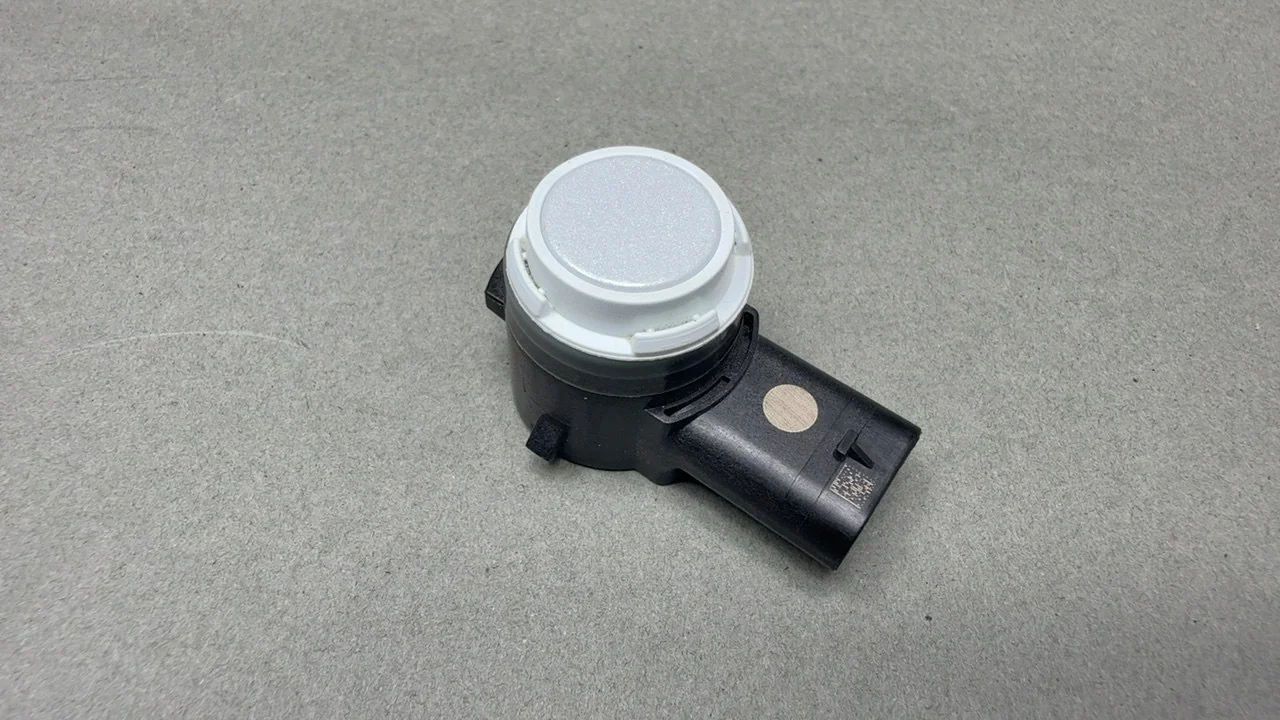 Tesla Model 3 17-23 Parking Sensor 2017-2020 PPSW Pearl White