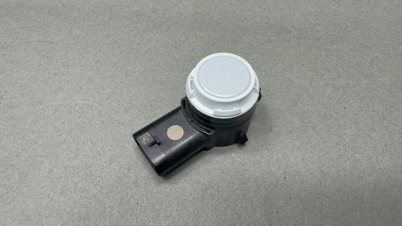 Tesla Model 3 17-23 Parking Sensor 2017-2020 PPSW Pearl White
