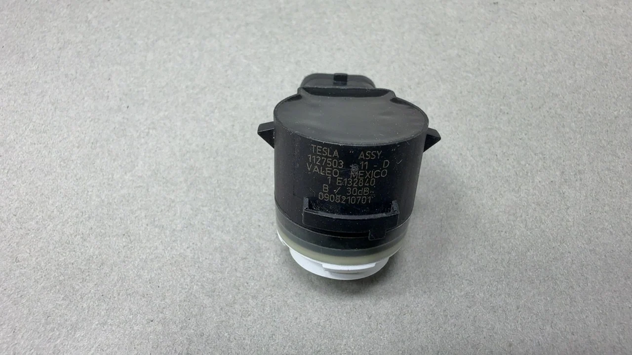 Tesla Model Y Parking Sensor 2020-2023 PNT:PPSW WHITE