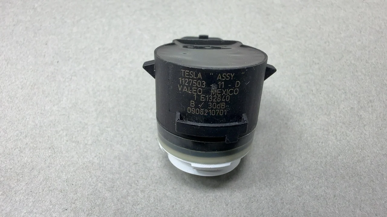 Tesla Model Y Parking Sensor 2020-2023 PNT:PPSW WHITE