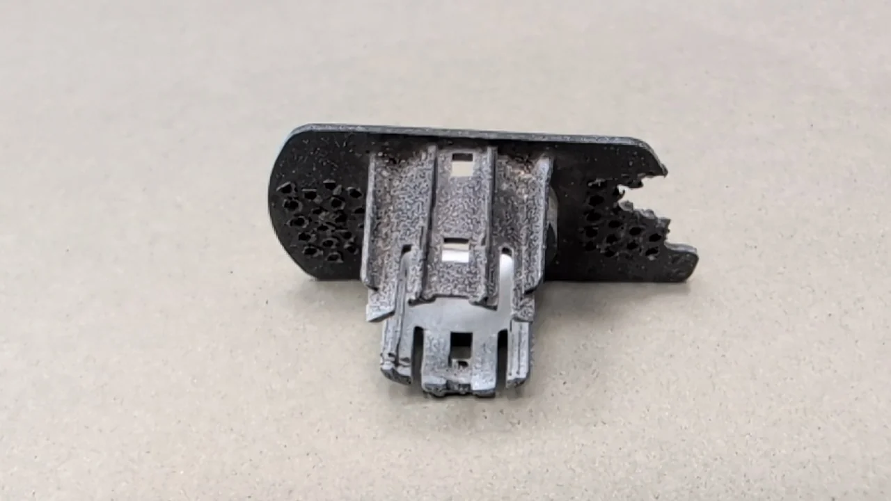 Tesla model 3 17-23 S3 PA RETAINER, FRT FASCIA