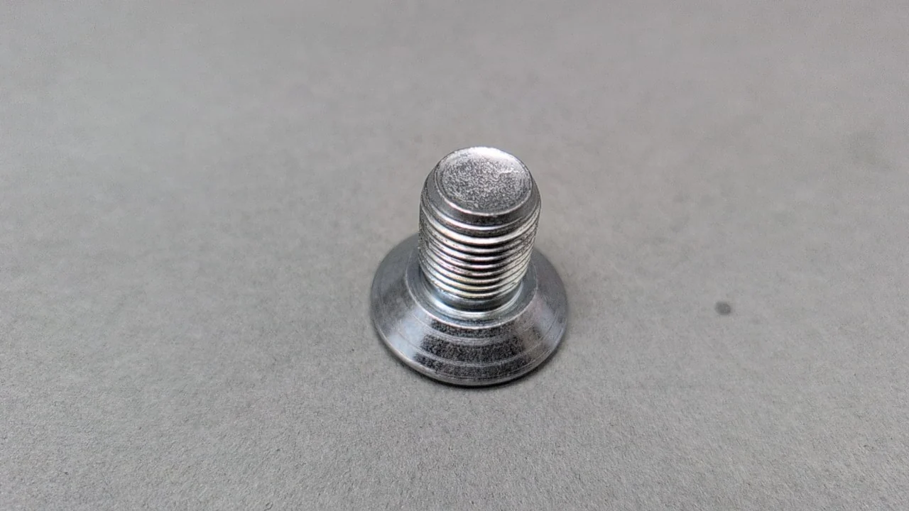 Tesla Model Y Steering wheel BOLT RC M16X1.5X26