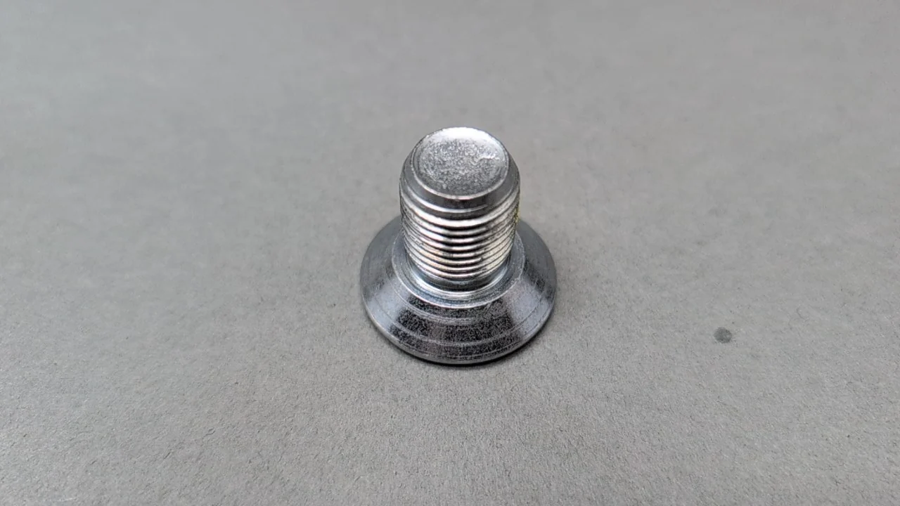 Tesla Model Y Steering wheel BOLT RC M16X1.5X26