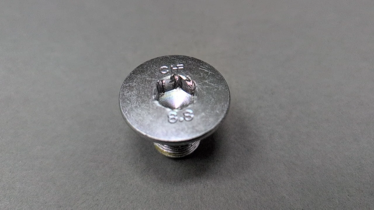 Tesla Model Y Steering wheel BOLT RC M16X1.5X26