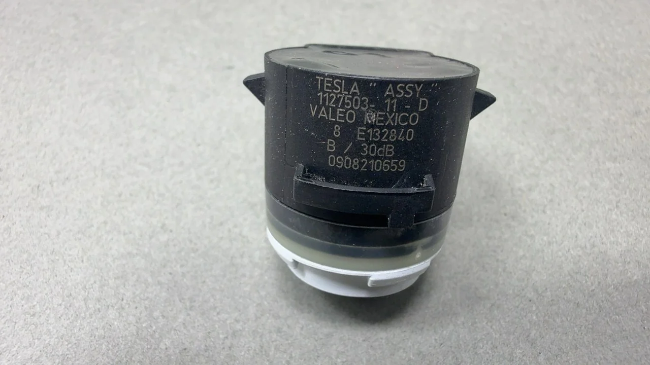 Tesla Model Y Parking Sensor 2020-2023 PNT:PPSW WHITE