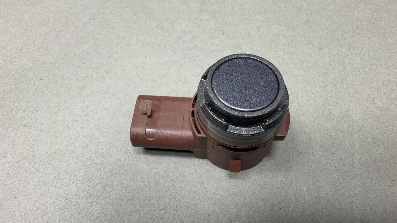 Tesla Model S Parking Sensor PNT:PMNG SILVER