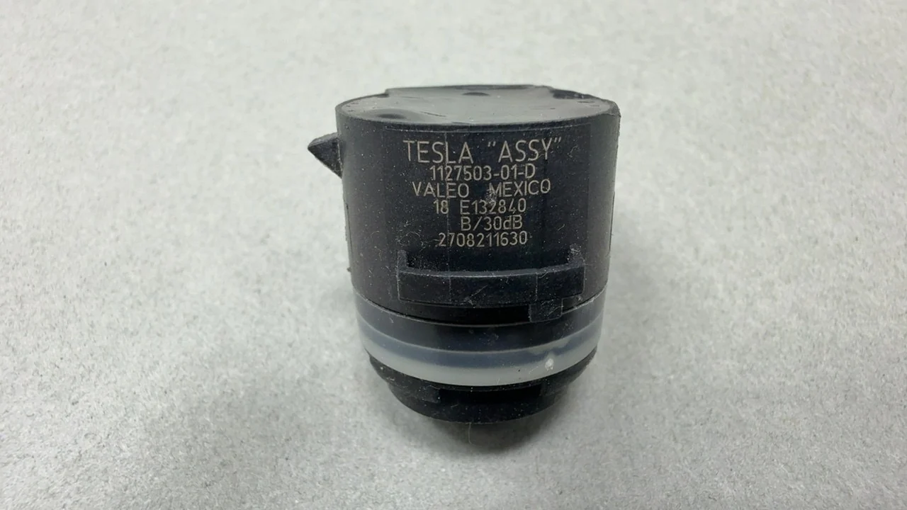 Tesla Model Y Parking Sensor PNT: PBSB Black 2020