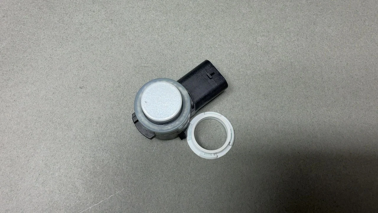 Tesla Model S Bumper Parking Sensor White PNT: PPSW