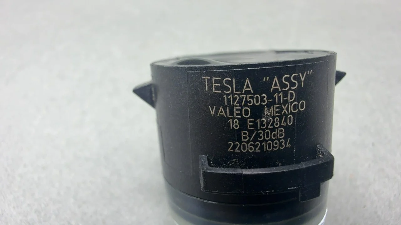 Tesla Model 3 Parking Sensor 2018 PNT:PPSW WHITE