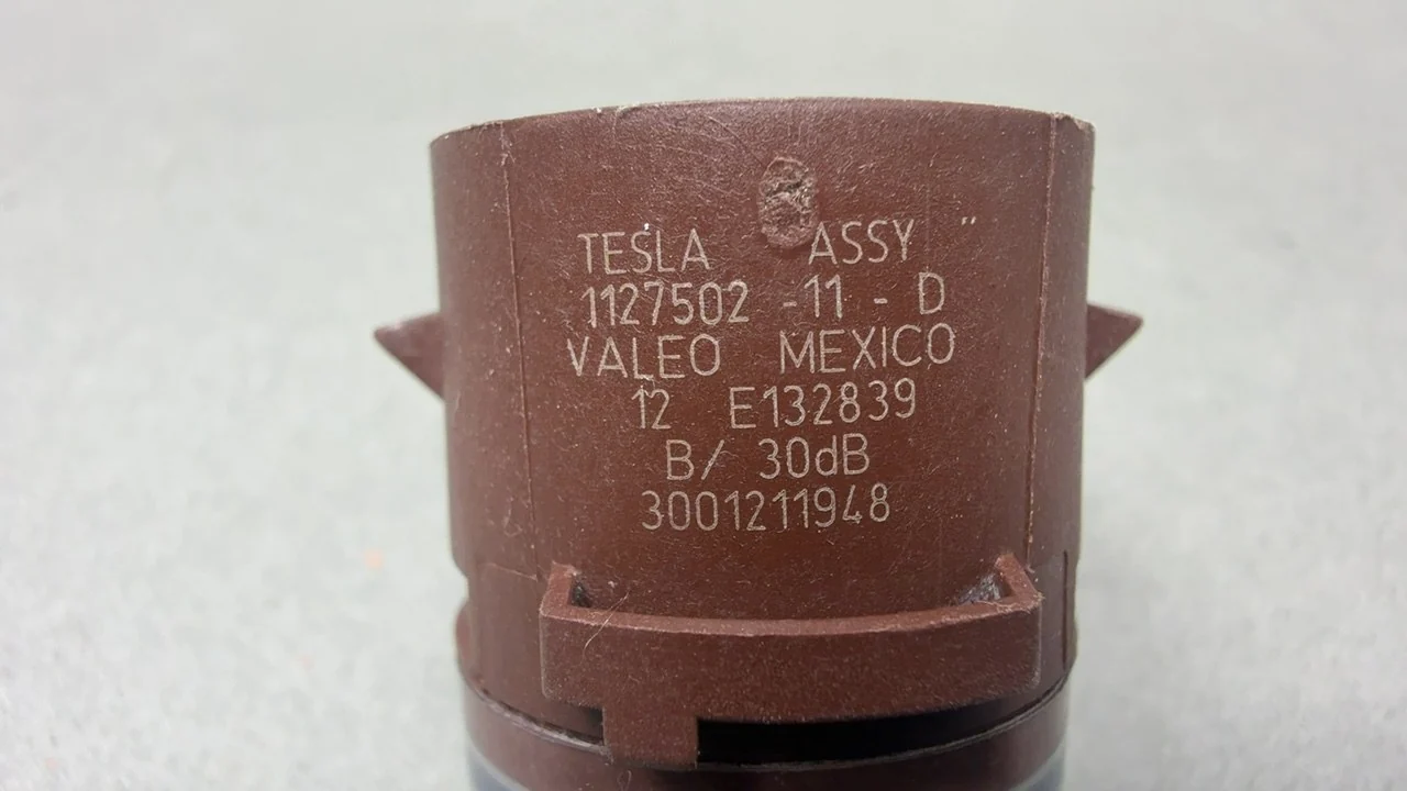 Tesla Model 3 Parking Sensor PNT:PPSW 2020 PEARL WHITE