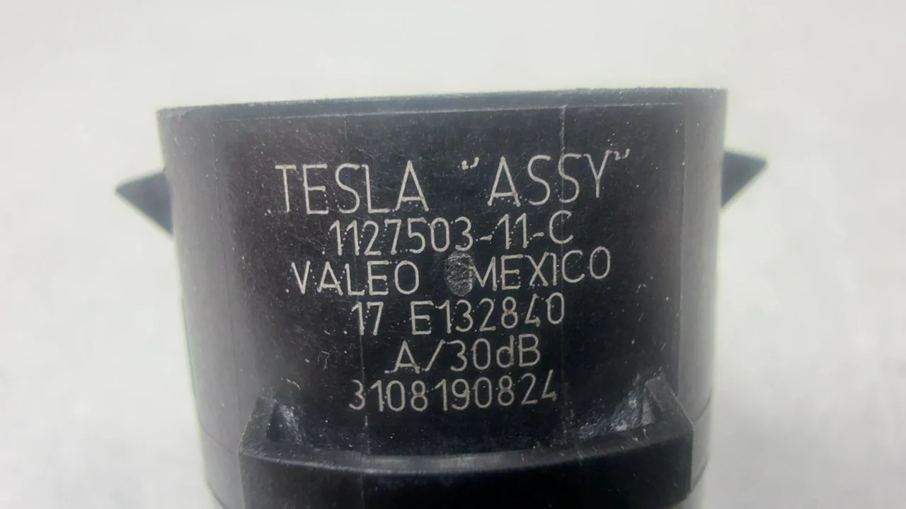 Tesla Model 3 Parking Sensor White 2017-2020 PNT:PPSW