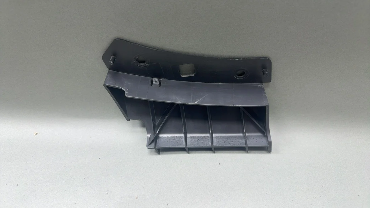 Tesla Model 3 REINF - FASCIA FRT CTR UPR TO FEM LEFT HAND