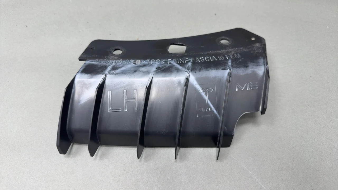 Tesla Model 3 REINF - FASCIA FRT CTR UPR TO FEM LEFT HAND